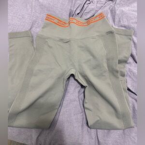 NWOT Echt Arise Leggings